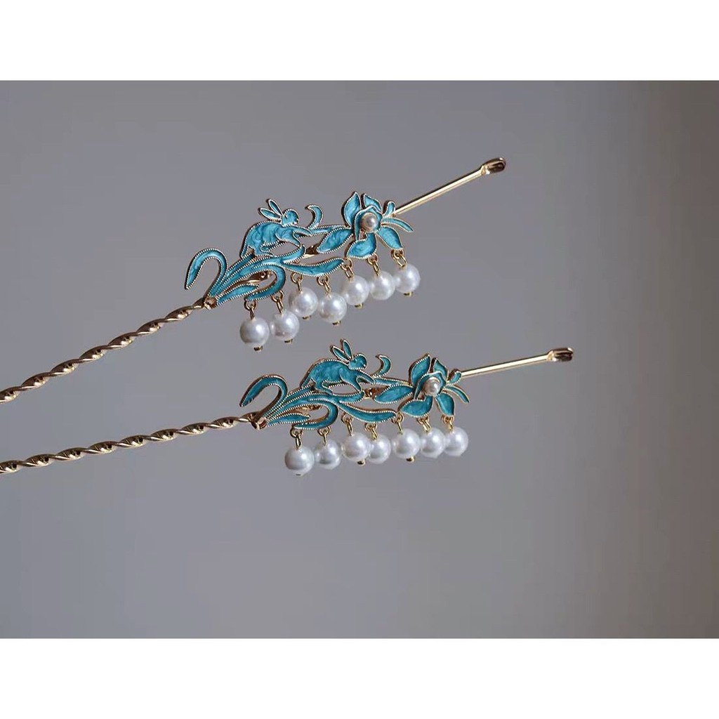 Luofang Ci ดอกไม้ยอดนิยมกระต่ายเลียนแบบสีเขียวหูช้อน Hairpin Tamsui Pearl Hairpin Forbidden City Min