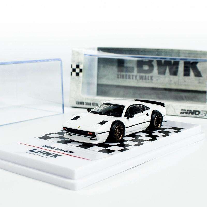 INNO 1: 64 LBWK 308 GTB รถรุ่นผลิตภัณฑ์สําเร็จรูปเครื่องประดับของสะสมการปรับเปลี่ยนร่างกายกว้าง
