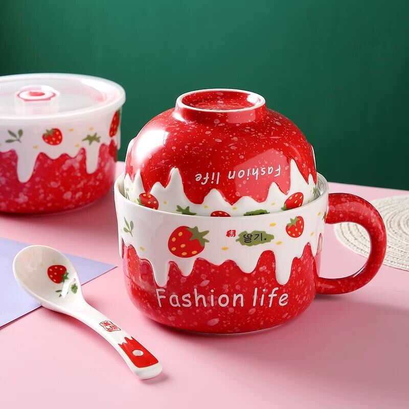 Creative Strawberry Instant Noodle ชามเซรามิกโรงแรมบนโต๊ะอาหารชามสลัดผลไม้ Fresh-Keeping ซุปชามก๋วยเ