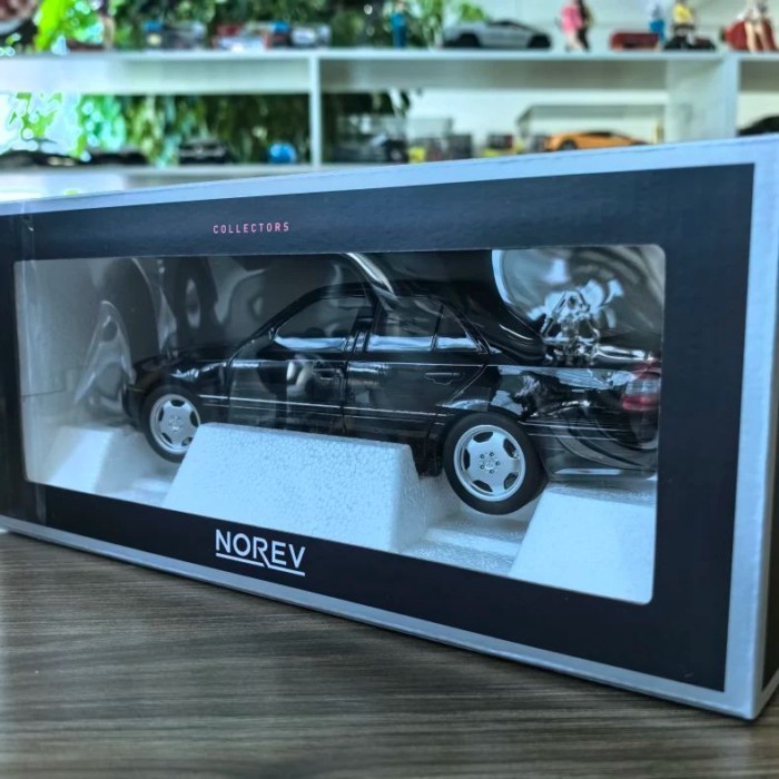 NOREV Norwell 1: 18 Mercedes-Benz C36 AMG 1993 รุ่นจําลองรถคอลเลกชันตกแต่งรถ