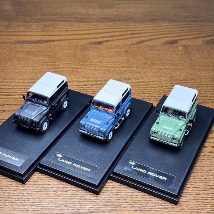 LCD 1: 64 Land Rover Defender 90 V8 Land Rover Defenderรถรุ่น