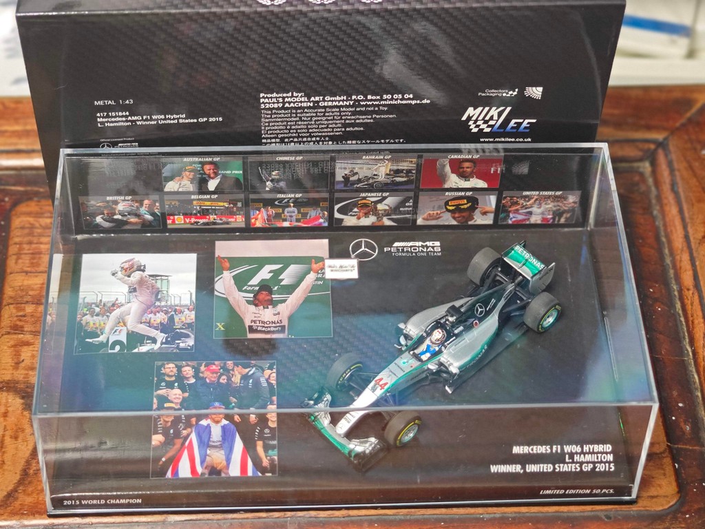 Mini Cut MINICHAMPS 1/43 2015 American Station Mercedes-Benz AMG W06 44 #Hamilton
