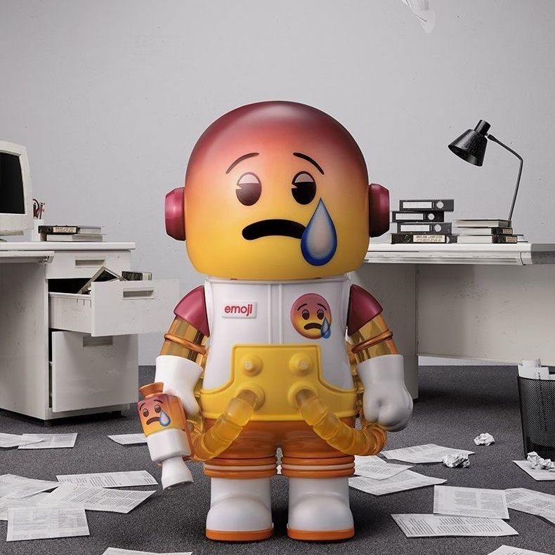 POPMART POPMART Molly Molly MEGASPACE100% emoji Series Mystery Box