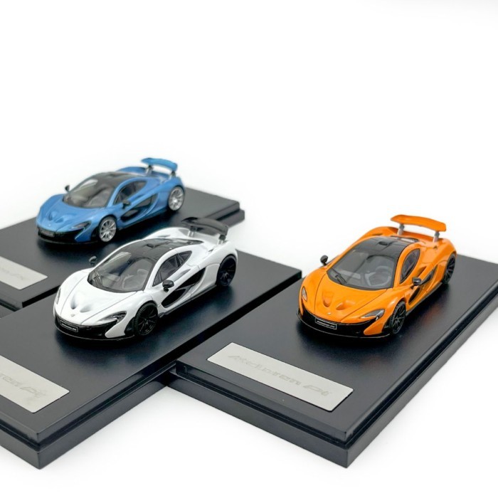 คลังสินค้าพร้อม LCD 1: 64 McLaren P1 McLaren Racing Car Alloy Car Model Collection