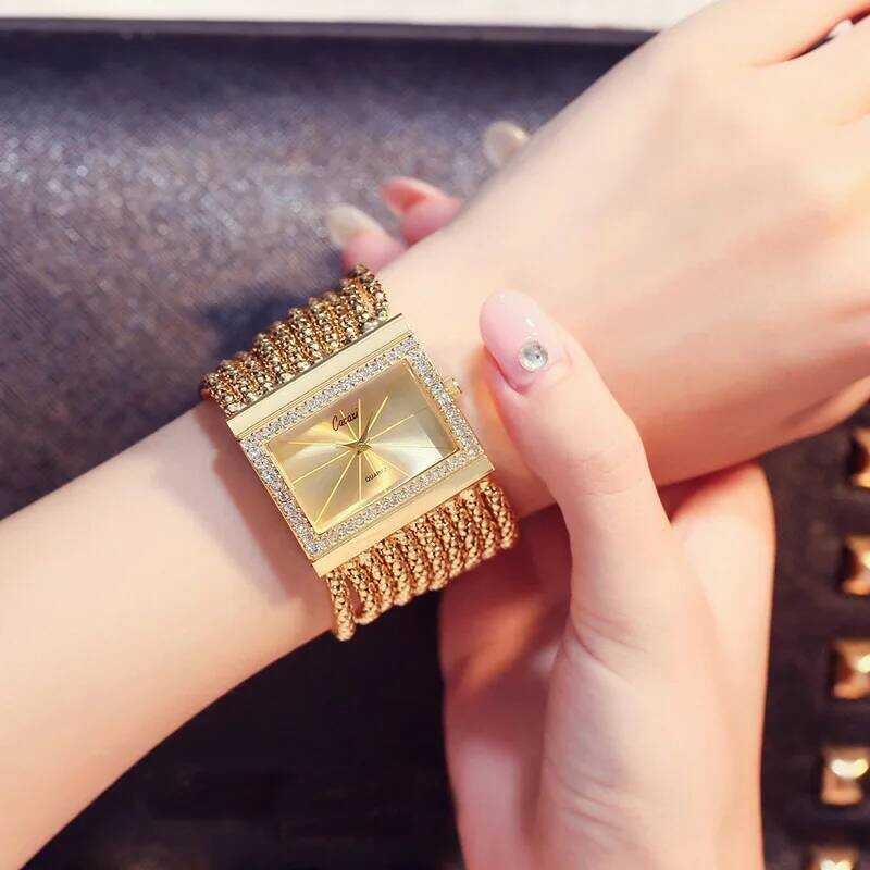 C Hot Sale Fashion Wrist Watches For Women Square Bracelet Golden Women's Watches Dia Women Quartz