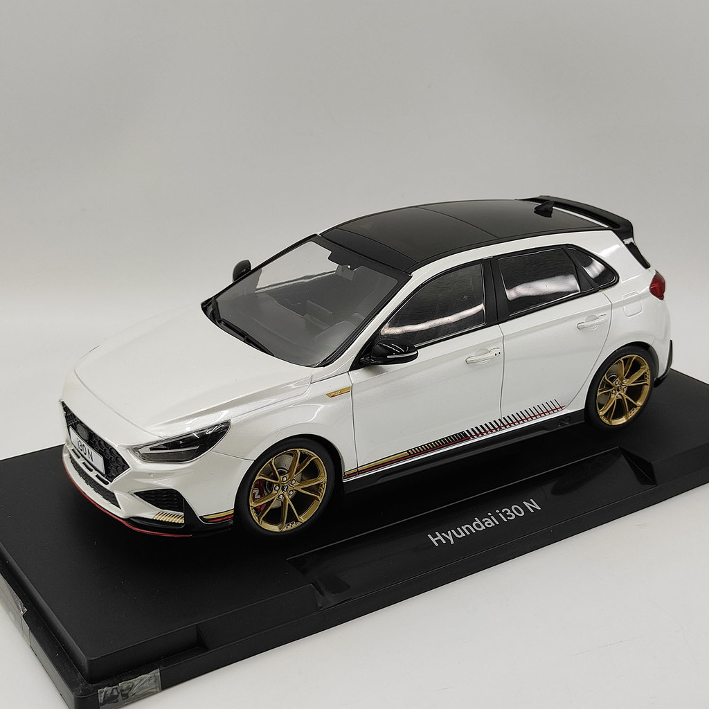 MCG 1/18 HYUNDAI i30 N SUV HYUNDAI Car Model