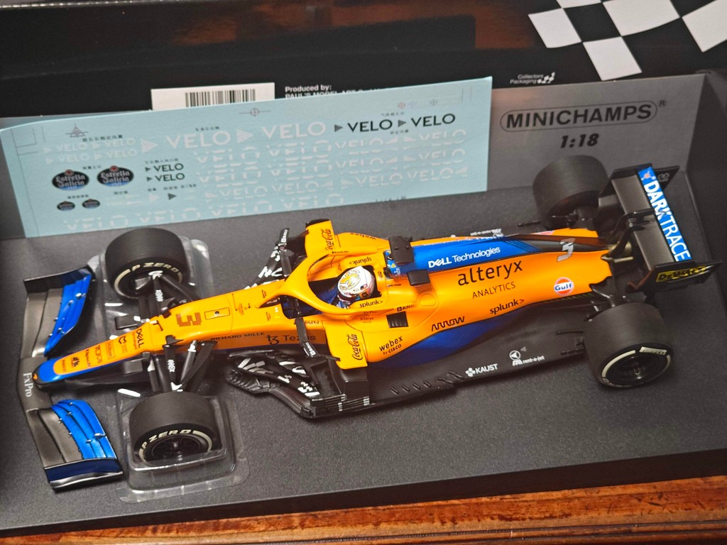Mini Cut MINICHAMPS 1/18 2021 MINICHAMPS MCL35 M Rikado พร้อมโพสต์น้ํา