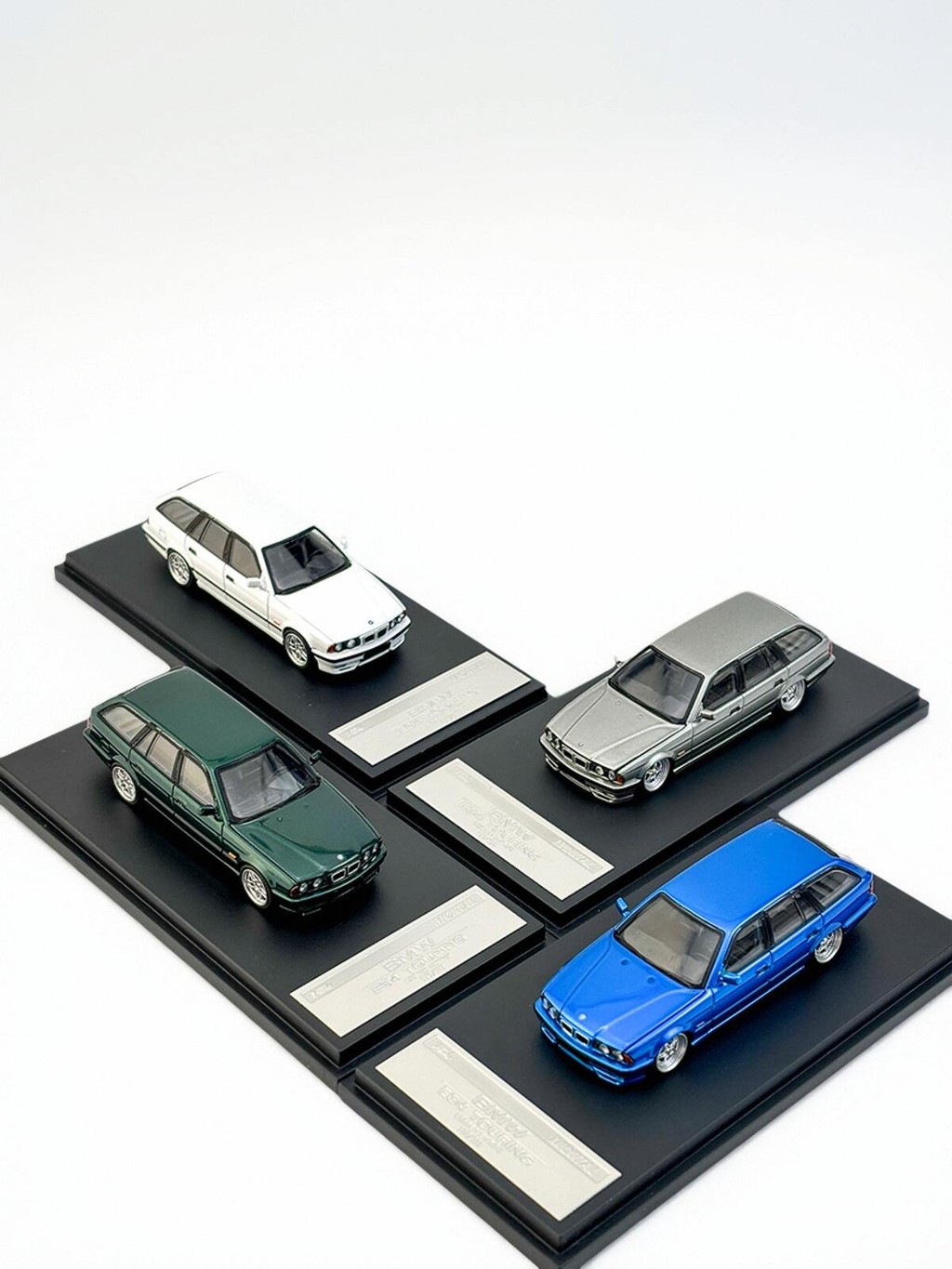 Mortal 1: 64 BMW 5 Series E34 TORING Tank โมเดลรถโลหะผสมคอลเลกชันรุ่น Out of Print Model