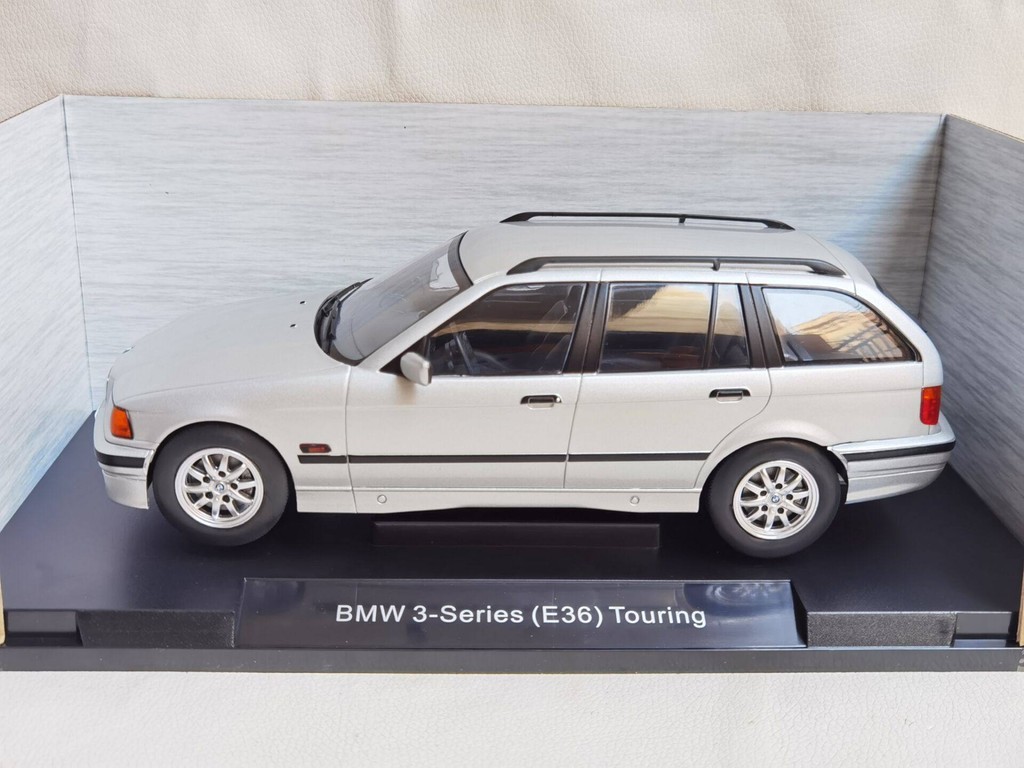 MCG 1/18 BMW 325i 3-series E36 โมเดลรถ BMW Touring Alloy