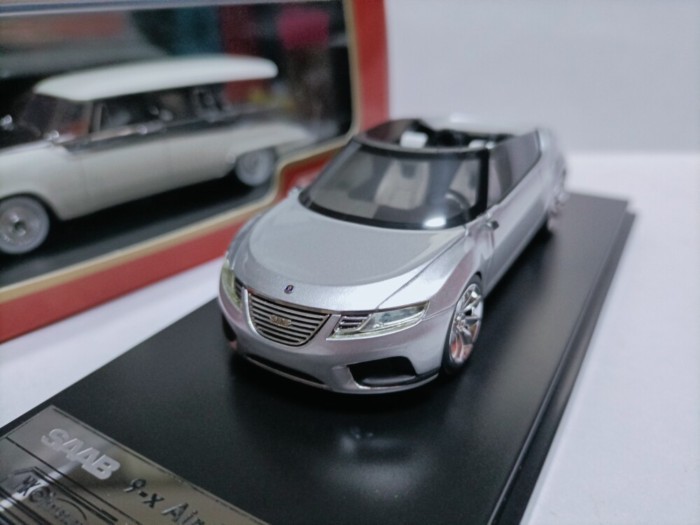 MK 1 43 Saab Hybrid Power Convertible Concept Car รุ่น Saab 9-x Air BioHybrid Silver