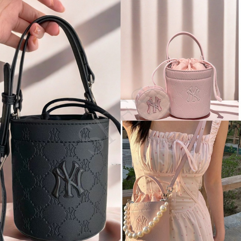 ♞พร้อมส่งจากไทย2024 MLB (พร้อมส่ง) กระเป๋าสะพายข้างMLB กระเป๋ามินิNY กระเป๋าทรงถัง สำหรับผู้หญิงน่า