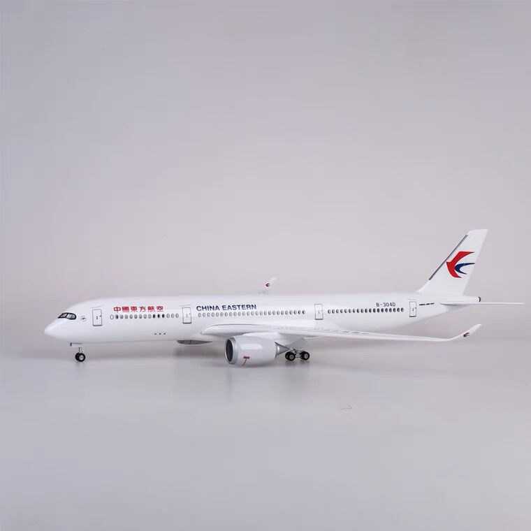 พร้อมล้อมีไฟ Oriental Airlines Eastern Aircraft Model Airbus A350 จําลองเครื่องบินพลเรือนเครื่องบินร