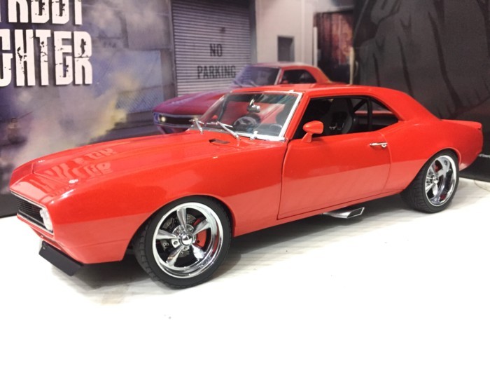 GMP 1/18 CAMARO CAMARO 1968 CAMARO Street Version Bright Red Metallic Paint หายาก