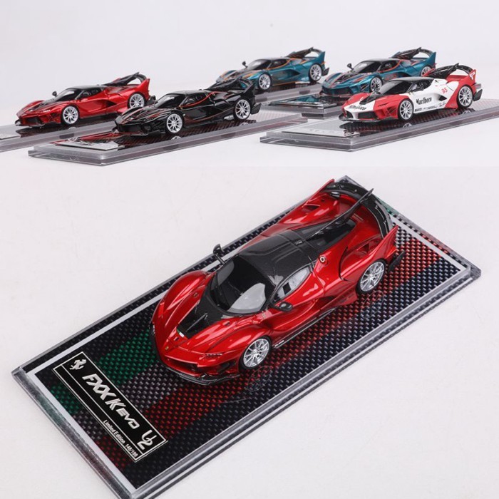 U2 1: 64 Ferrari FXXK EVO คอลเลกชันโมเดลรถเรซิ่น