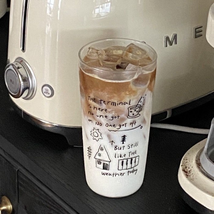 Ins Simple Line Graffiti Glass น่ารักใส บอโรซิลิเกตสูง