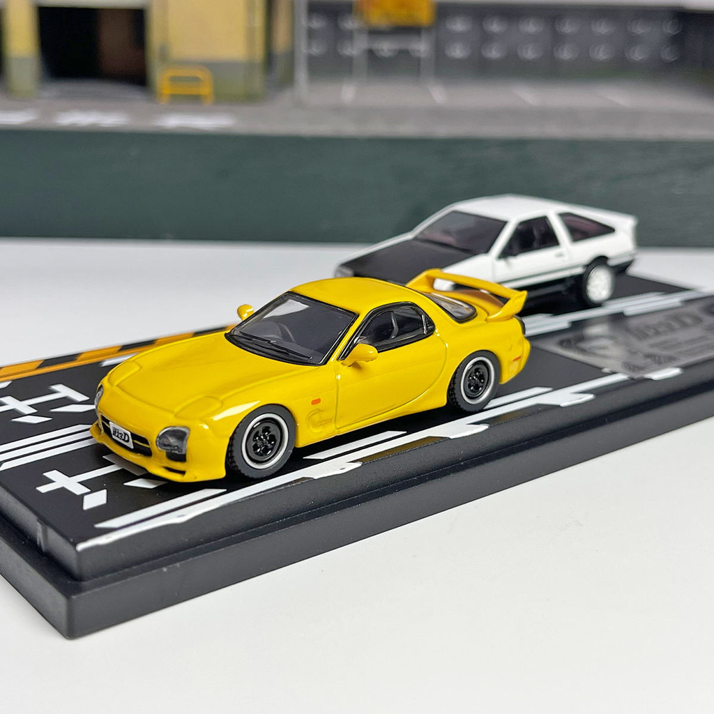 ภาพเคลื่อนไหวญี่ปุ่น Club 1: 64 Initial D AE86 ยืนแสง RX-7 Honda NSX Nissan GT-R รถรุ่น Out of Print