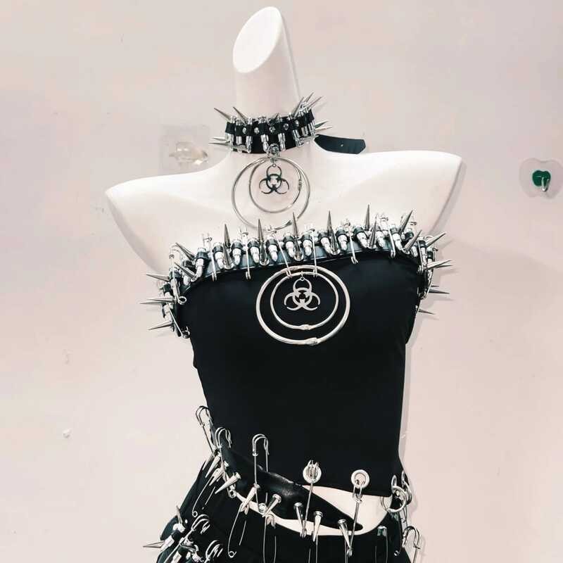 ▥ Y2kแฟชั่นgothic Punk Gothicเสื้อผ้าharuku Rivet Tank Skull Top Vintage Tops Y2kเสื้อผ้า