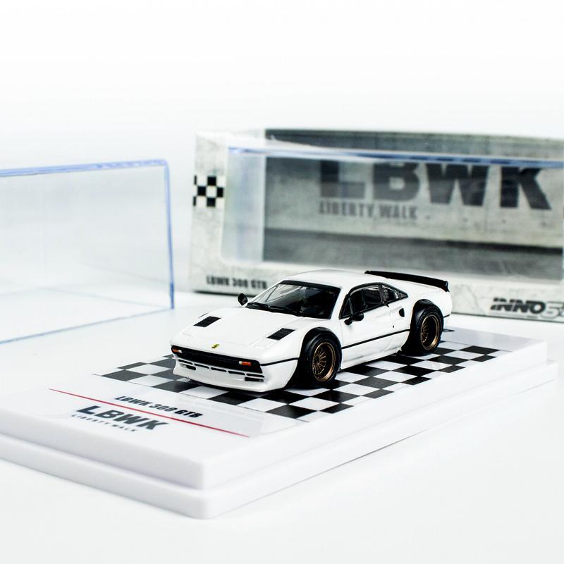 INNO 1: 64 LBWK 308 GTB รถรุ่นผลิตภัณฑ์สําเร็จรูปเครื่องประดับของสะสมการปรับเปลี่ยนร่างกายกว้าง