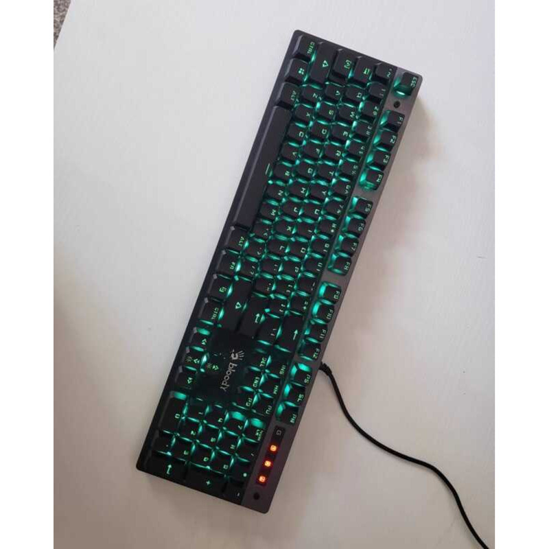 ราคาต่ํารั่วหยิบ Shuangfeiyan Blood Hand Q500 Flying Axis Blu-ray Gaming Keyboard พอร์ต USB แบบมีสาย