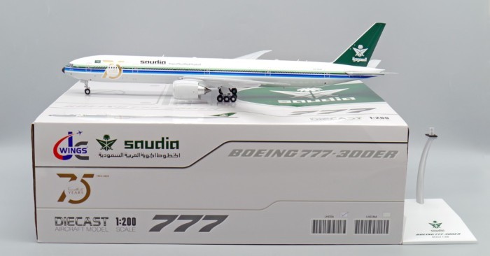 พร้อมสต็อก JC Wings Saudi Airlines 1: 200 B777-300ER HZ-AK28 โมเดลเครื่องบินโลหะผสม Limited Edition 