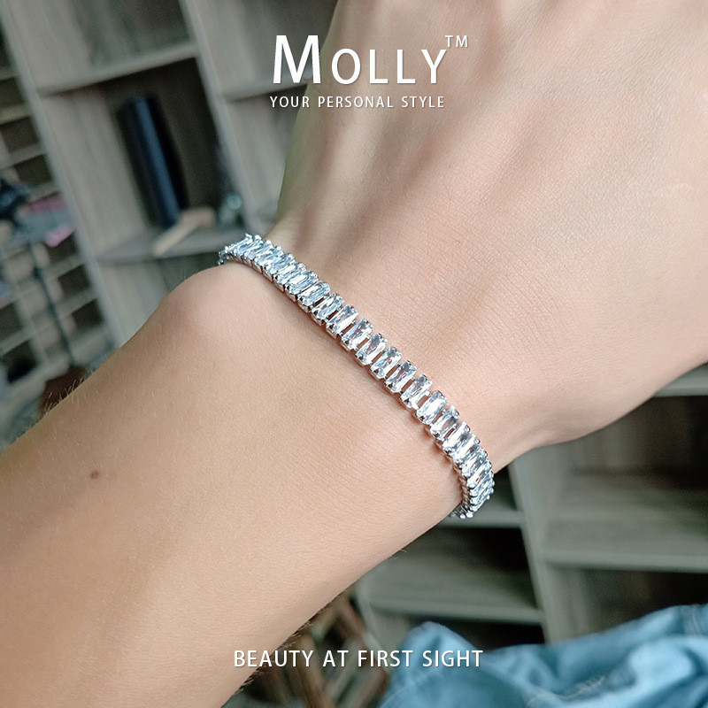 สร้อยข้อมือสแตนเลสสตีลเงาและหินซิริกonia แบบมินIMALIST สำหรับผู้หญิง เคลือบด้วยทองคำเหลือง18K ไม่อ่อนหายใจ