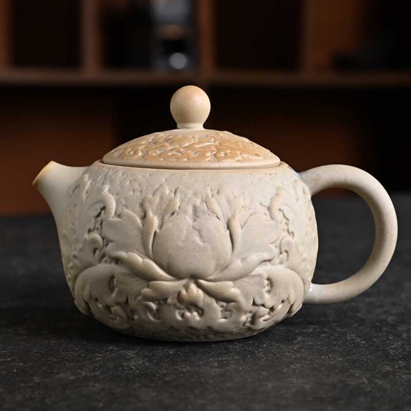 Xishi หม้อสไตล์จีนกาน้ําชาเพื่อสุขภาพ Retro นูน Peony ดอกไม้ Xishi หม้อในครัวเรือน High-End Kung Fu 