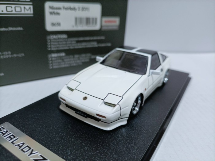 IG 1 43 Nissan Lady ดัดแปลงรถสปอร์ตรุ่น Nissan Fairlady Z Z31 VG30 สีขาว