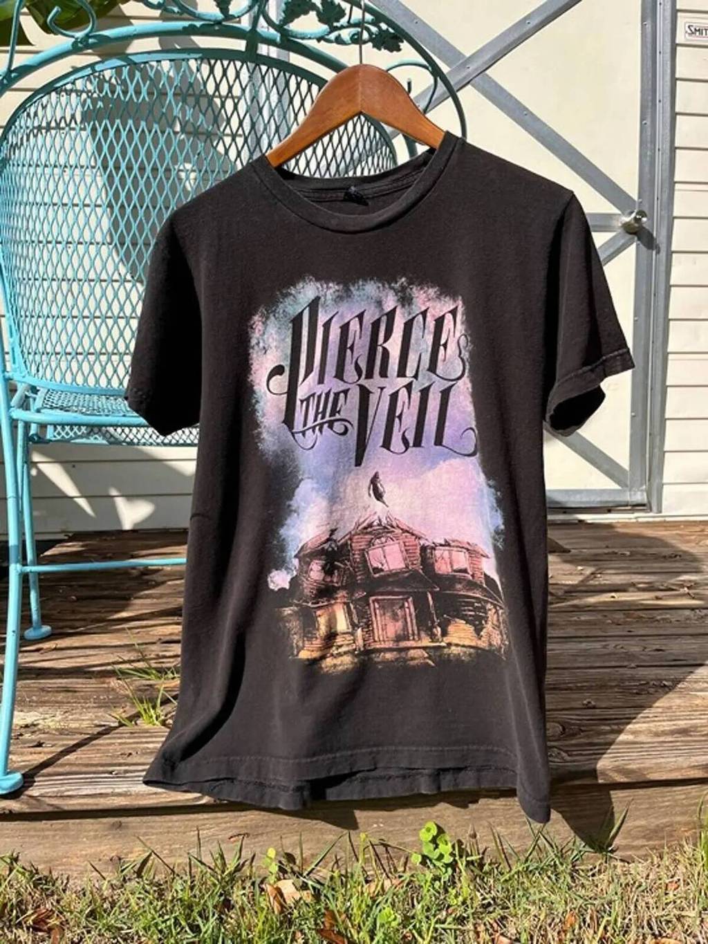 Pierce The Veil Graphic Tee สีดำ สำหรับทุกเพศ ทรงวินเทจ