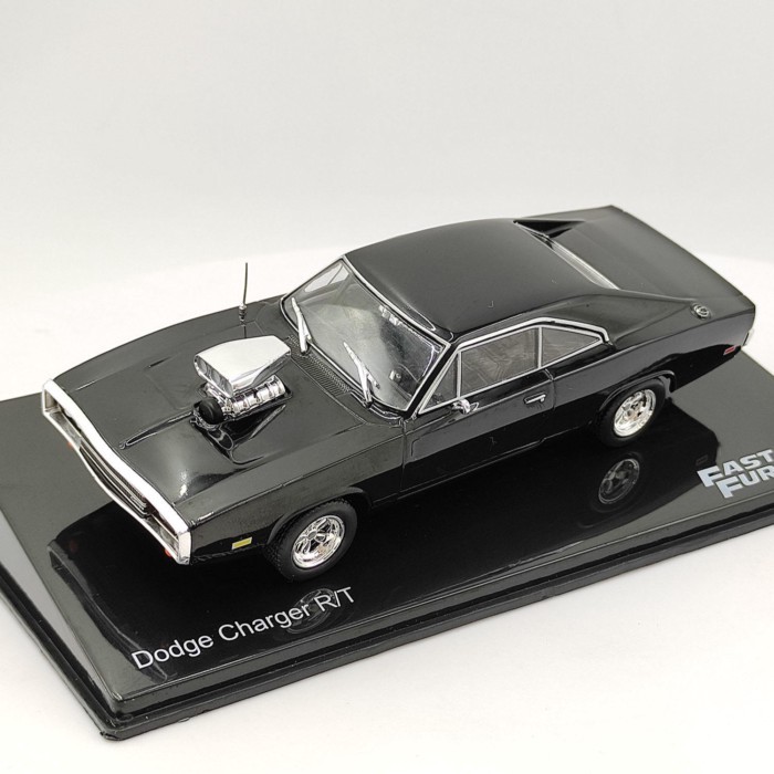 IXO 1: 43 Charger R/T War Horse Speed and Passion Movie Car Model