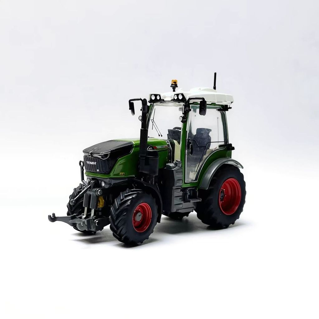 AGCO 1/32 Fendt210v vario Alloy Tractor Model รุ่น Our Main Management Model