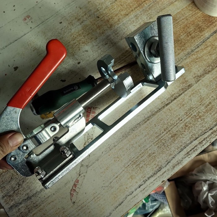 Upgraded Riveting Tool for Tracheal Tube Urea Tube Pressure Tube Asia Pacific Tube Nylon Tube Joint