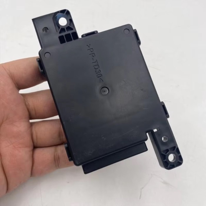 For Seat Heating Module For Custo 88B70-O3100 88B70O3100 Automobile Replacement Part