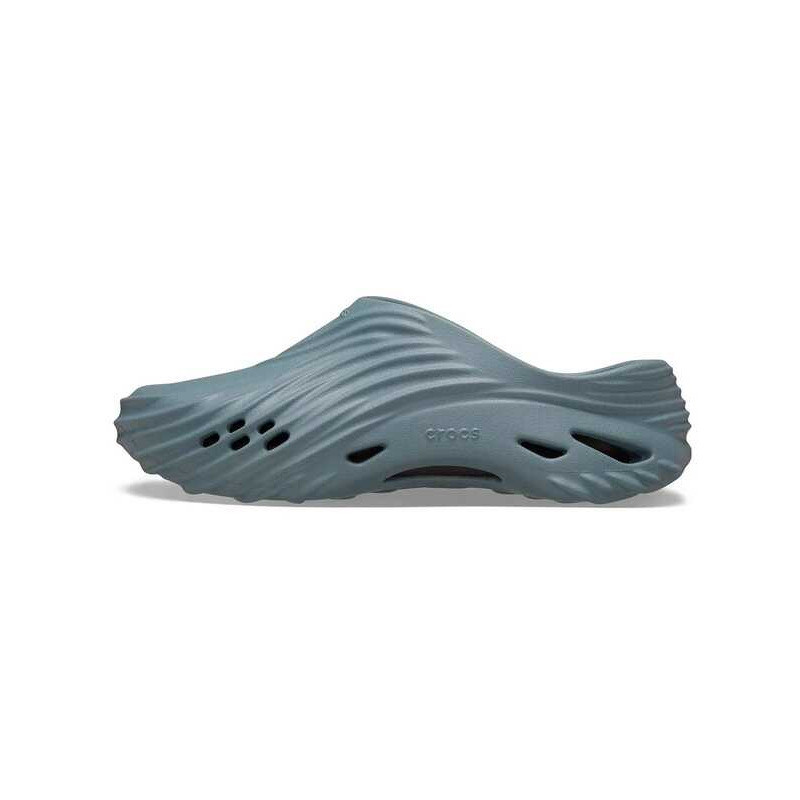 & Crocs Echo Wave Pond Clogs