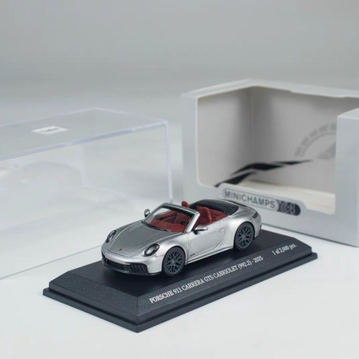 Mini Cut 1/64 Porsche 911 992.2 Carrera Convertible GTS Model