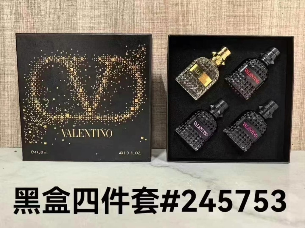 ส่วนบุคคล [Shopee Special Selection] General/60 Valentino Perfume Medium Sample 30ml ชุดสี่ชิ้นกล่อง