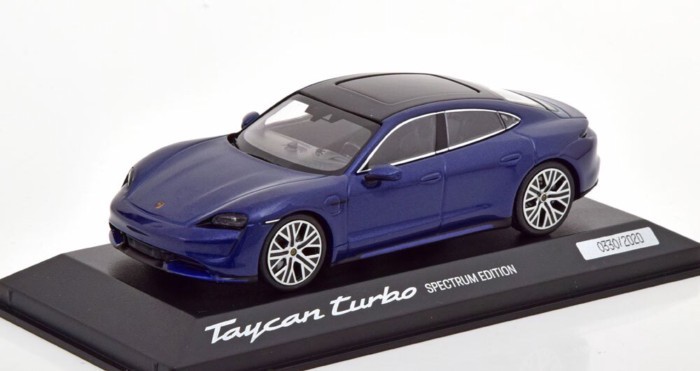 2020 Porsche Original Factory Car Model 1: 43 Taycan Turbo Limited Sale Mini Cut