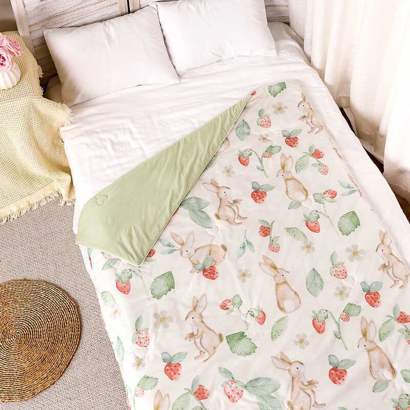 Baby a Class Hug Quilt Infant Summer Cool Quilt Ice Silk Feel Fiber Quilt Cute Fresh Air Conditionin