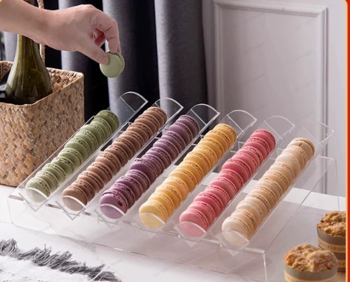 Minimalist Transparent Acrylic Dessert Display Stand Donut Biscuit Macaron Storage Tray Cake Pastry
