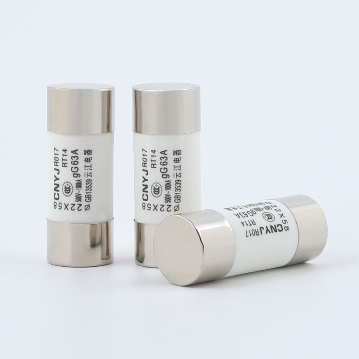 22 x 58 Ceramic fuse tube R017 fuse core 500V Breaking capacity 100KA 80A / 100A / 125A