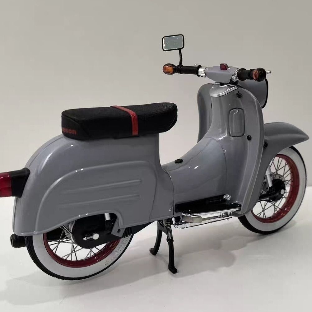 Simson 1/10 Simson Simson Schwalbe KR51/1 โมเดลโลหะผสมรถจักรยานยนต์โปรดให้เราสรรเสริญห้าดาว