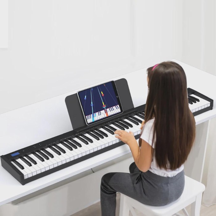 88-Key Electronic Piano Keyboard Output Built-in Stereo Speakers