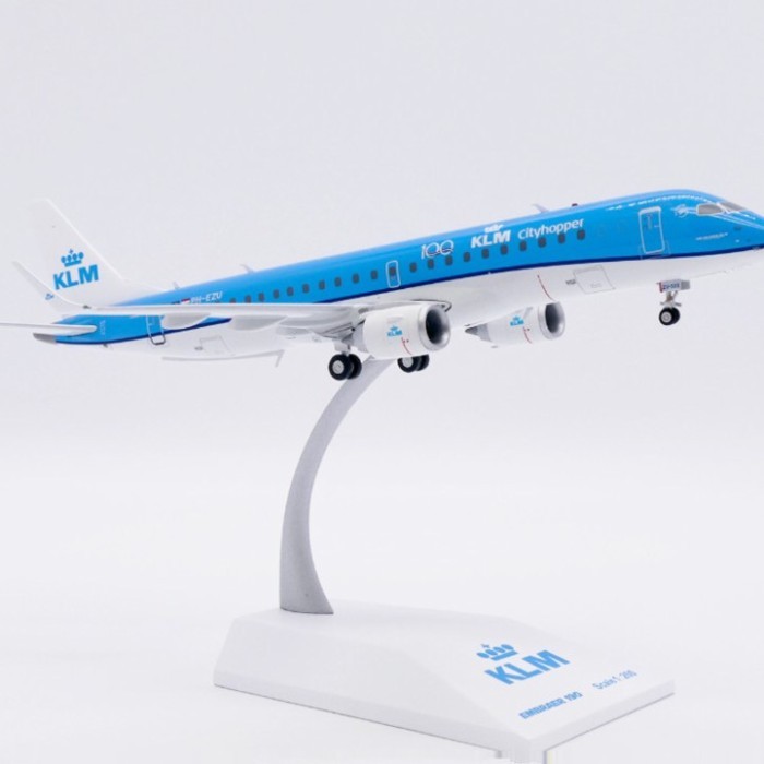 พร้อมสต็อก JC Wings 1: 200 Holland Airlines ERJ-190STD PH-EZU โมเดลเครื่องบินโลหะผสมออกจากรุ่นพิมพ์