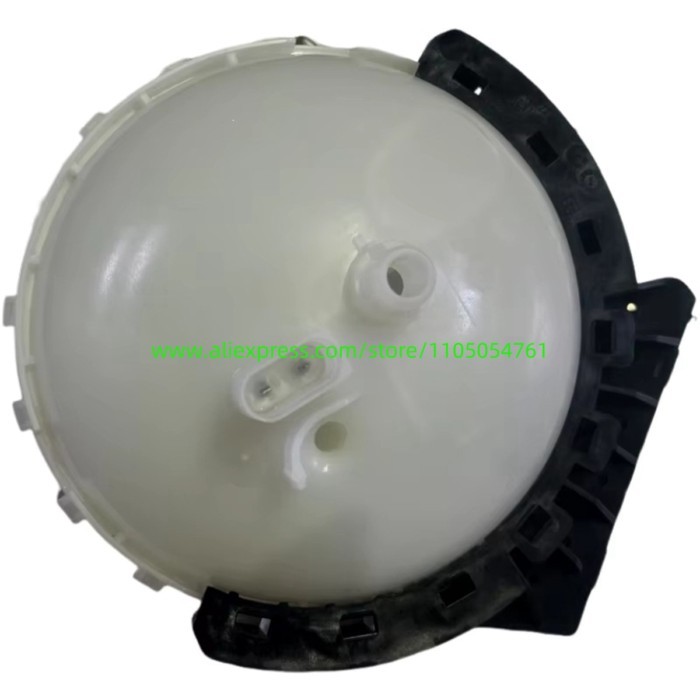 Auxiliary kettle water tank 17137642158 17137609469 is suitable for B-M-W 320i, 328i, 430i, M3, M4.