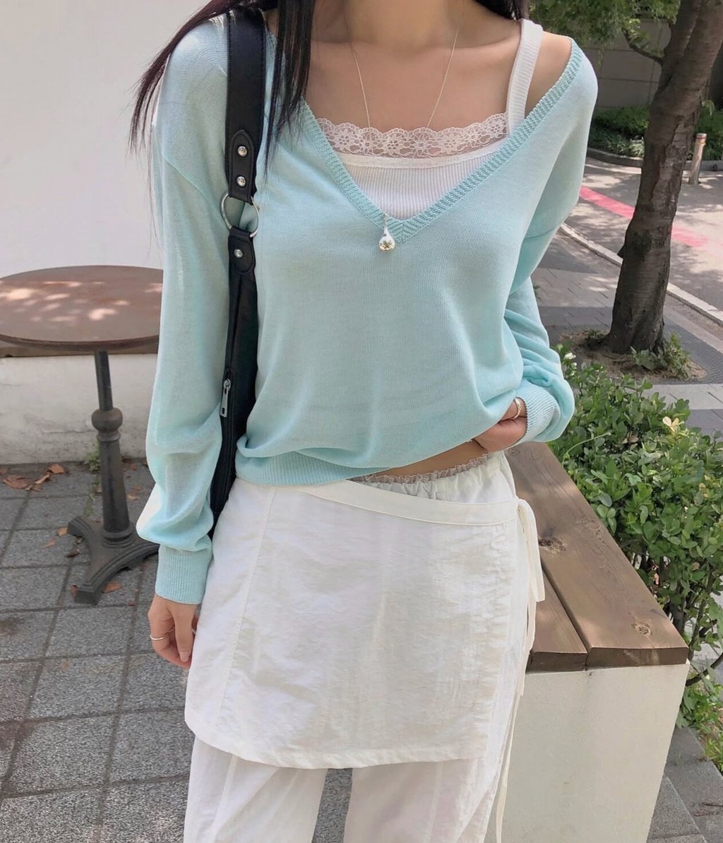 เสื้อสเวตเตอร์แขนยาวหลวมบางโปร่งใสเล็กน้อย 103473
