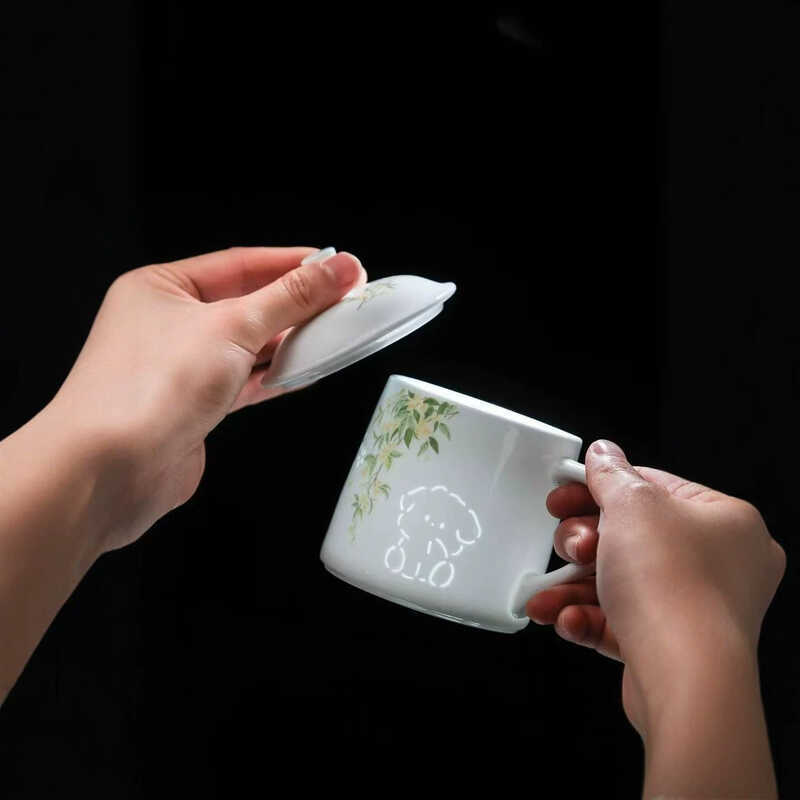 Jingdezhen Linglong Porcelain Mug ถ้วยน้ําสํานักงานมูลค่าสูงหรูหราความรู้สึกระดับไฮเอนด์บ้านให้ของขว
