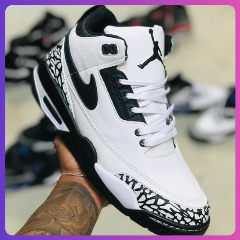 สินค้าใหม่ 高感 男士网球air Bulls 3 Radical Basket 038