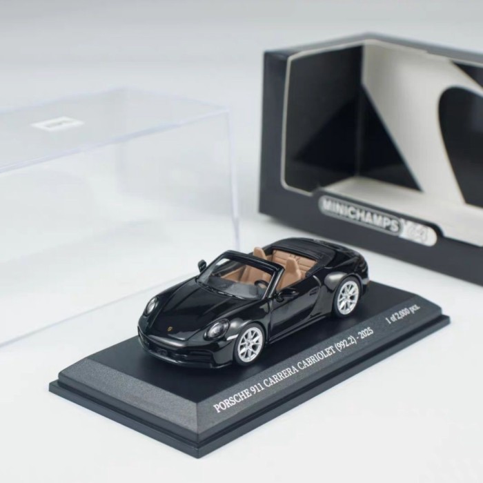Mini Cut 1/64 Porsche 911 992.2 Carrera Convertible GTS Model