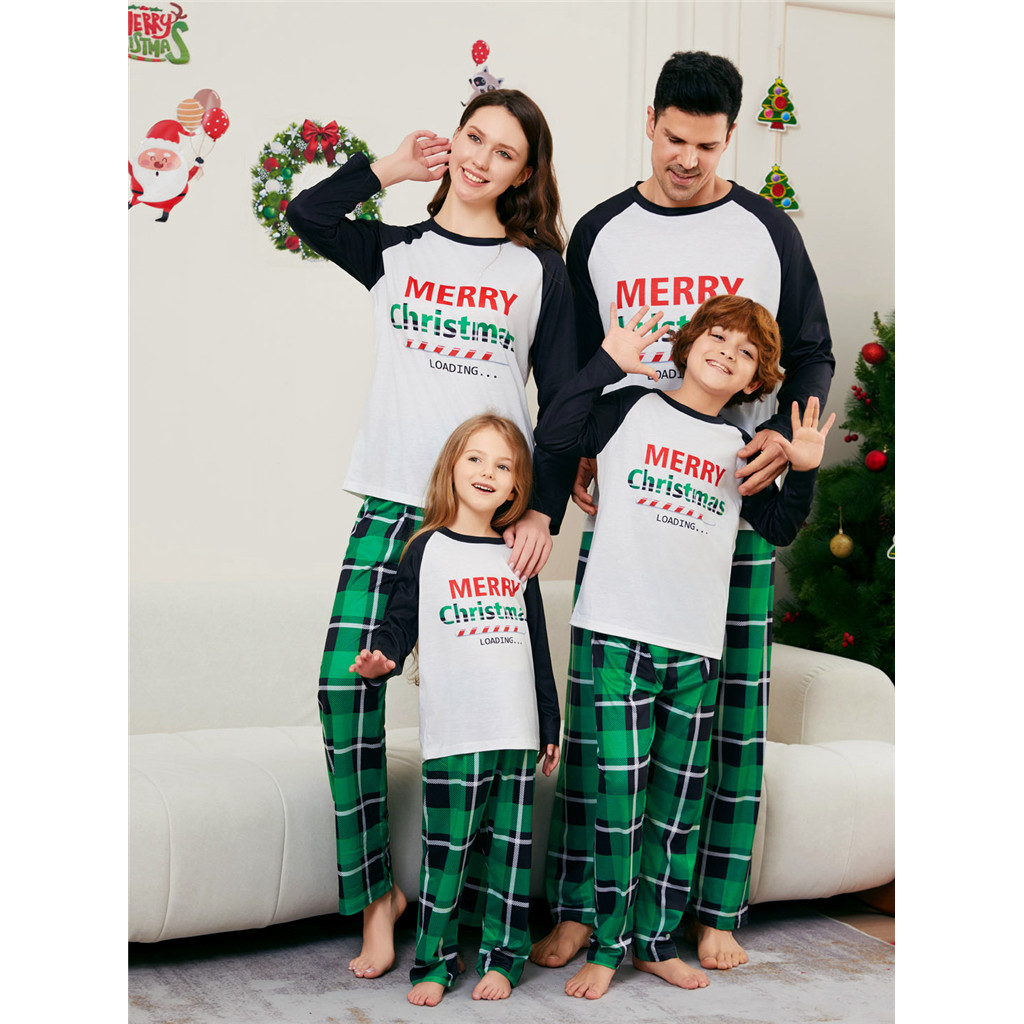 Merry Christmas ชุดนอนชุดตัวอักษรพิมพ์แม่ลูกชุดนอนชุดแขน O คอชุดนอน Xmas ดูนุ่ม Pjs