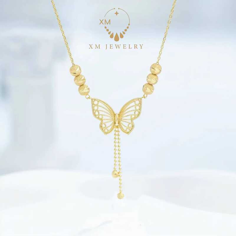XM JEWELRY - สร้อยคอเหล็กไททาเนียม แฟชั่นใหม่ ราคาไม่แพง หรูหรา ทอง ผีเสื้อกลวง ไม่ซีดจาง สีไม่หลุด