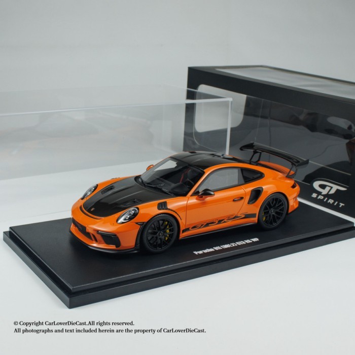 GT Spirit 1: 18 Porsche 911 (991.2) GT3 RS พร้อมฝาครอบแสดงโมเดลรถเรซิ่น